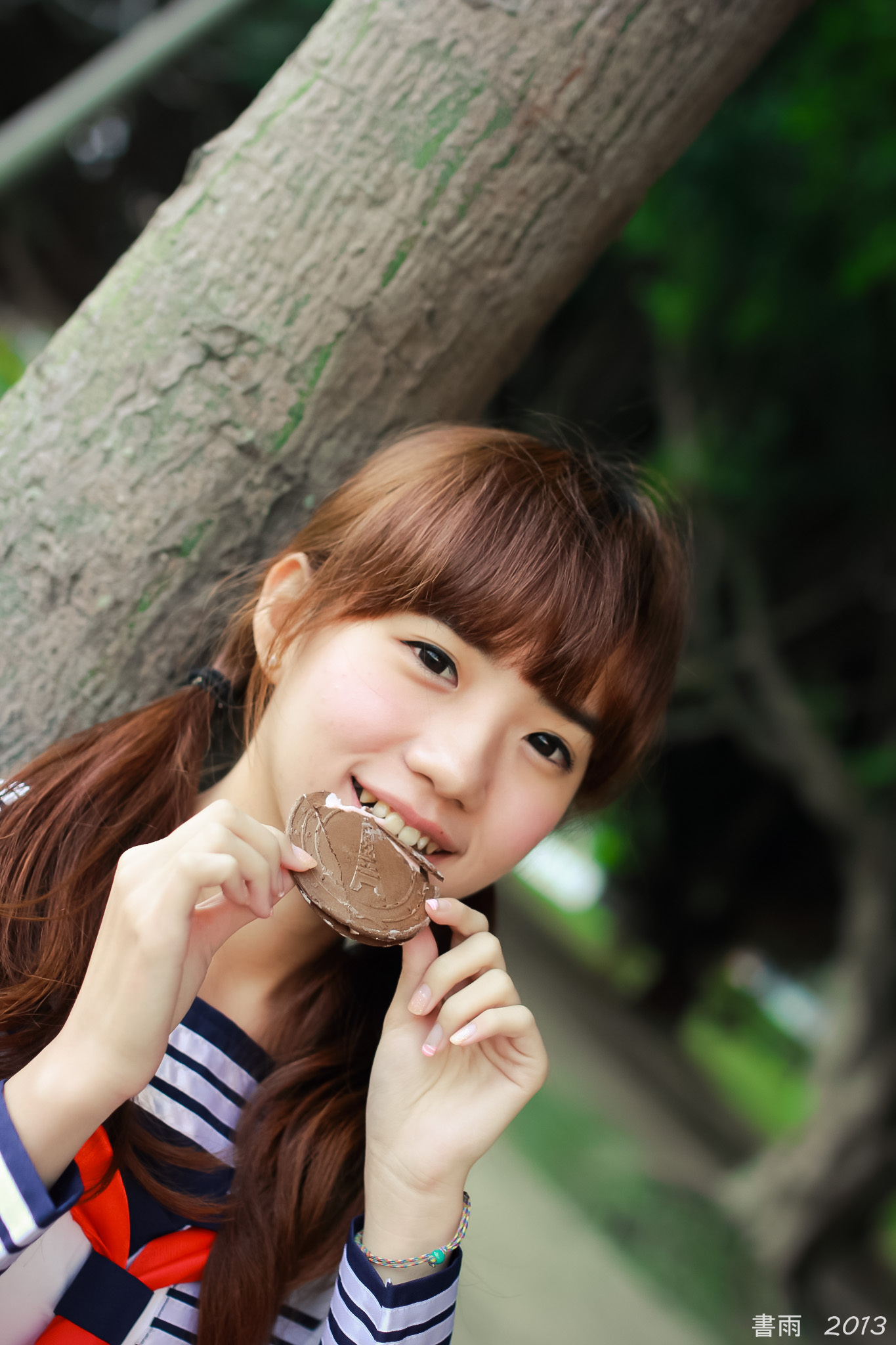 [Beautyleg番外篇]2013-10-28 珊珊士林科工馆外拍